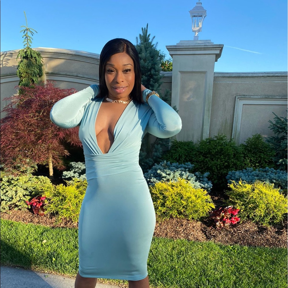 💫 Mint Puffed Long Sleeves Midi Dress 💫